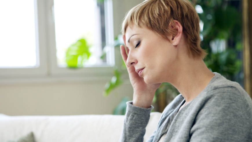 Kvinnor visade sig särskilt vara en utsatt grupp när det gäller förhöjd risk för hjärt- hjärnsjukdom vid migrän. Foto: Shutterstock